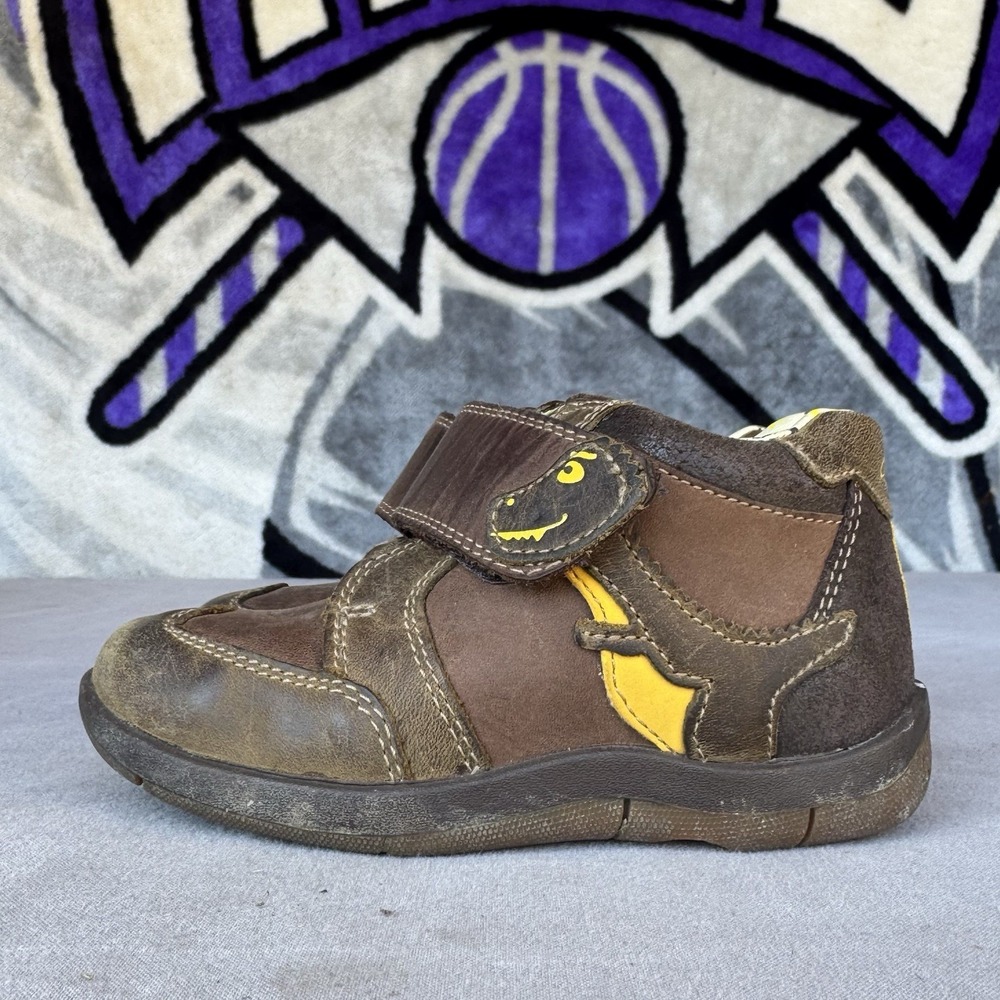 Size 7.5 - Clarks First Shoes Stomp Grip Dinosaur Brown Shoes